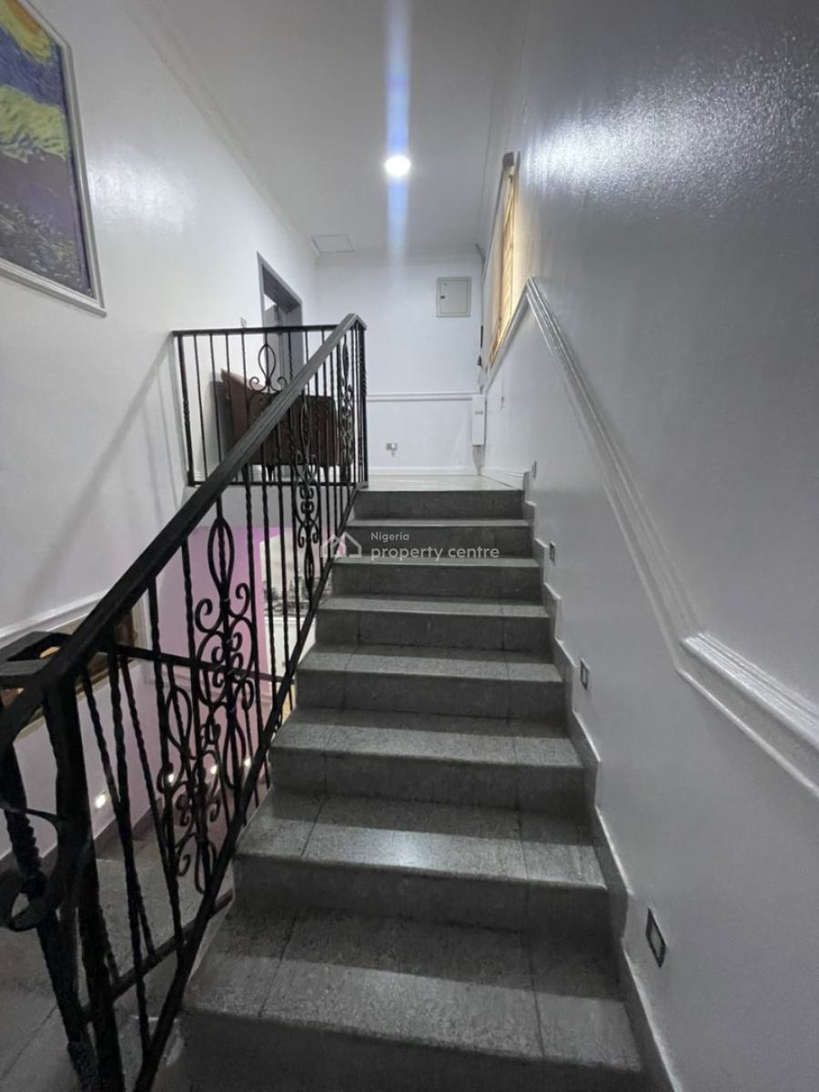 Fully Furnished 3 Bedroom Terrace  with a Room Bq, Admiralty Way, Lekki Phase 1, Lekki, Lagos, House for Rent