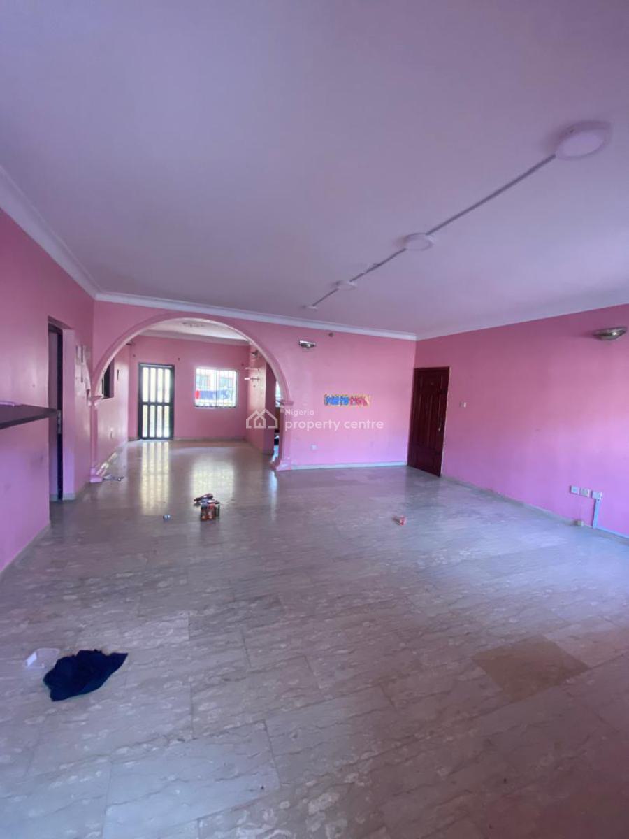 Service 3 Bedroom Flat, Off Eko Hotel, Victoria Island (vi), Lagos, Flat / Apartment for Rent