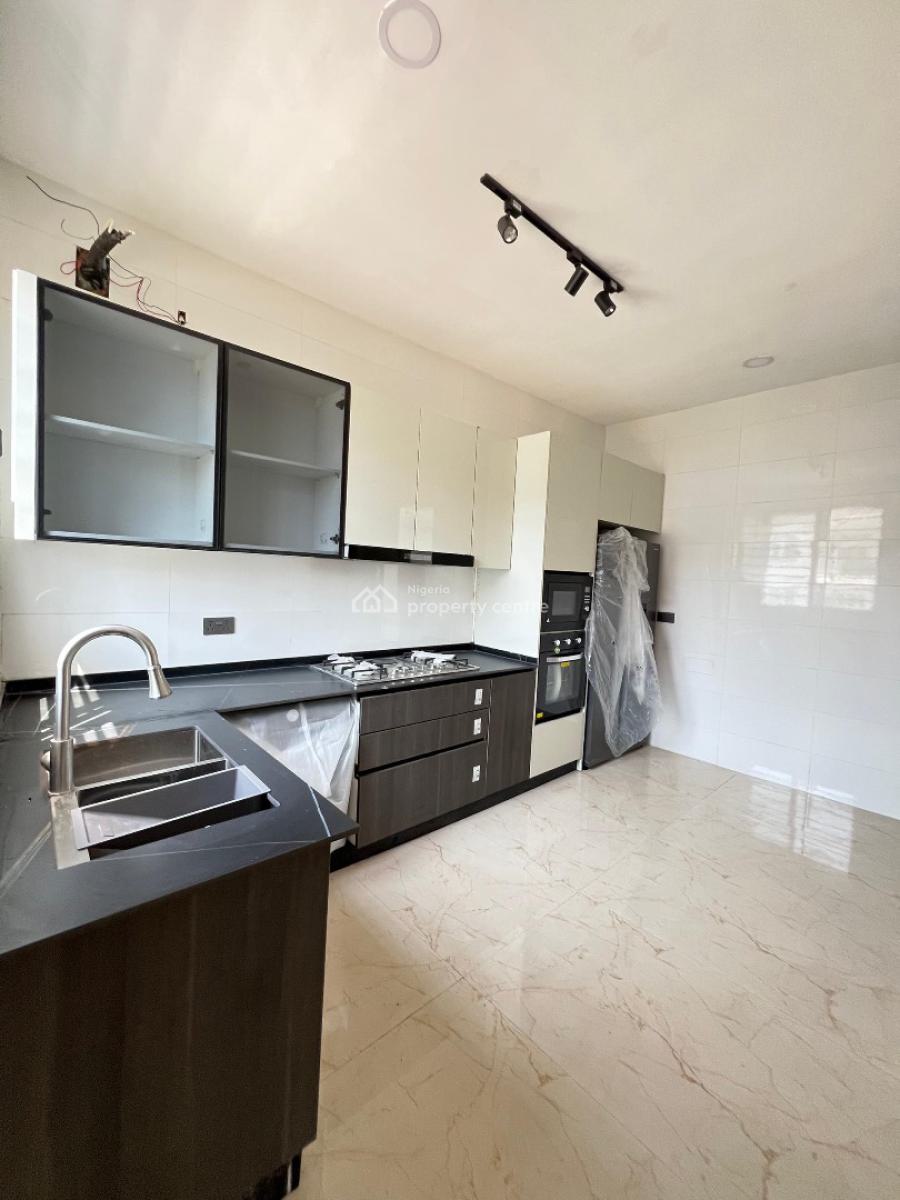 Elegantly Built 4 Bedroom Mansionette in a Serene Location, Lekki Phase 1, Lekki, Lagos, Terraced Duplex for Sale