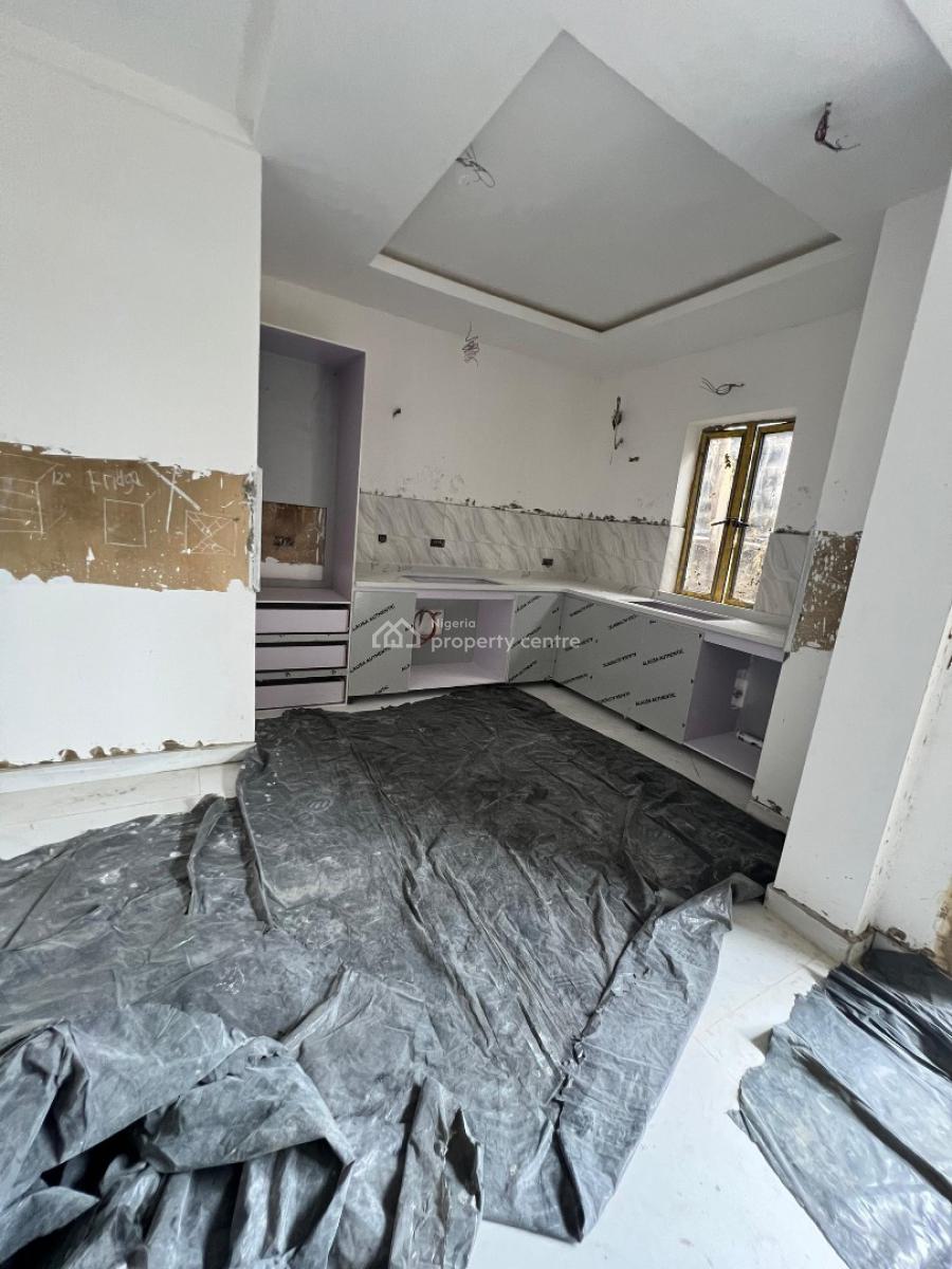 Well Built 2 Bedroom Apartment with Pool & Elevator in a Secured Estate, Ikate Elegushi, Lekki, Lagos, Block of Flats for Sale