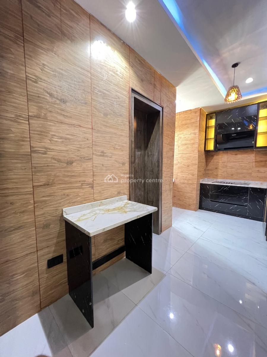 Beautifully Finished 3 Bedroom Apartment with Elevator, Lekki Phase 1, Lekki, Lagos, Terraced Duplex for Sale