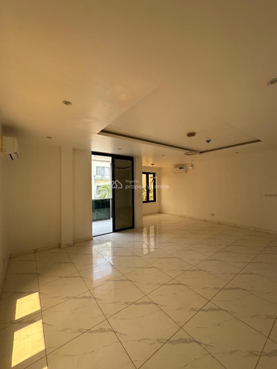 Luxury Spacious 2 Bedroom Apartment with Elevator, Lekki Phase 1, Lekki, Lagos, Flat / Apartment for Sale