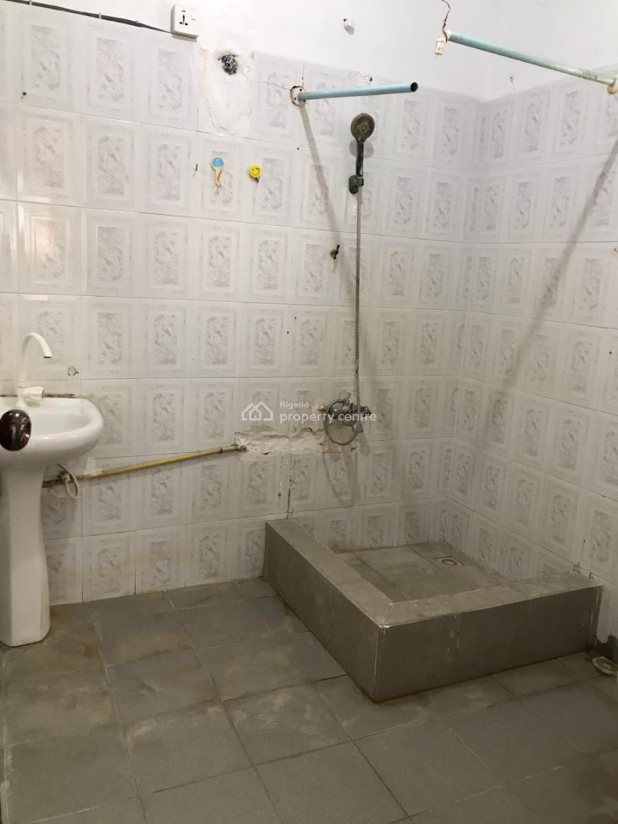 Specious 3 Bedroom Bungalow, Off Pinnacle, Lekki Phase 1, Lekki, Lagos, House for Rent