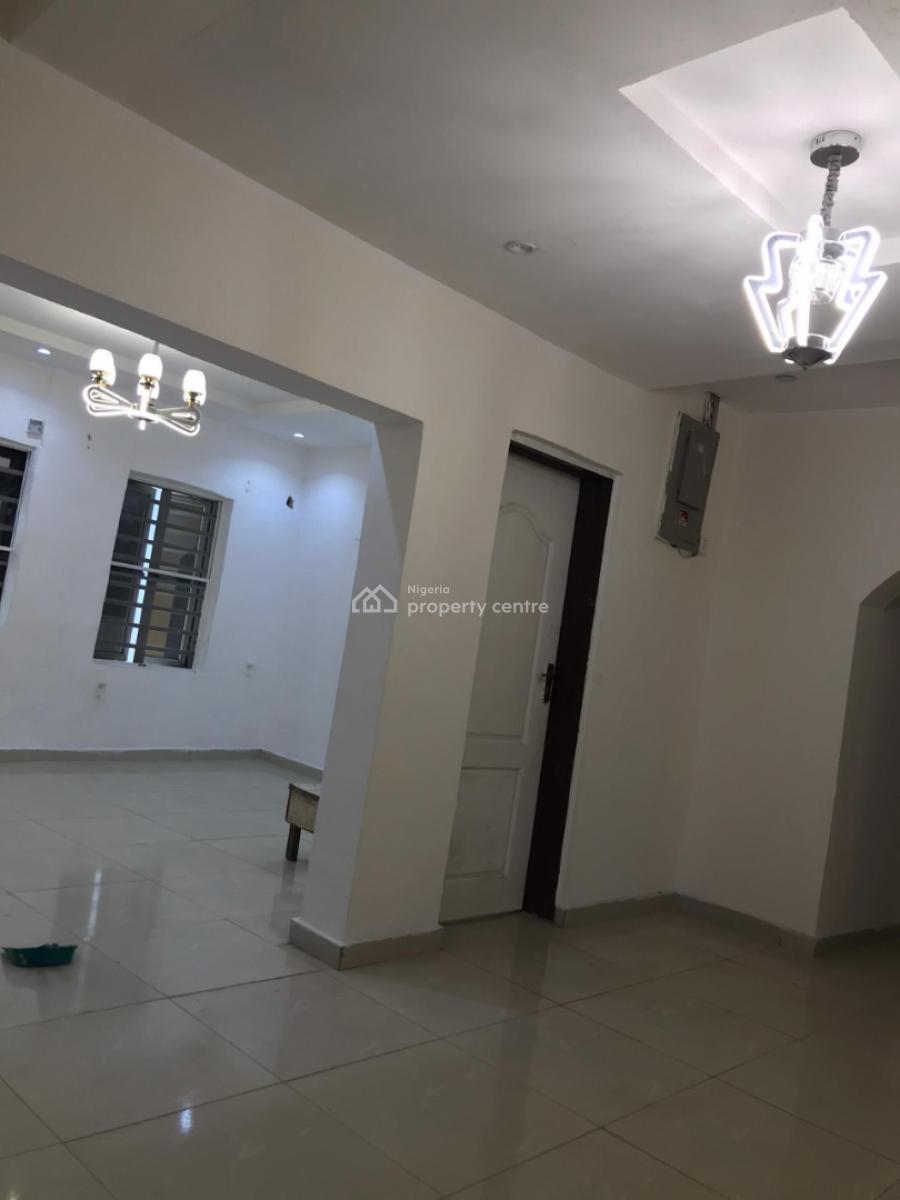 Specious 3 Bedroom Bungalow, Off Pinnacle, Lekki Phase 1, Lekki, Lagos, House for Rent