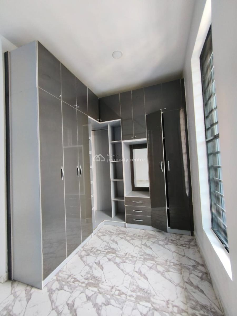 Lovely 4bedroom Semi Detached Duplex+ Boys Quarter, Chevron Lekki, Lekki, Lagos, Semi-detached Duplex for Rent