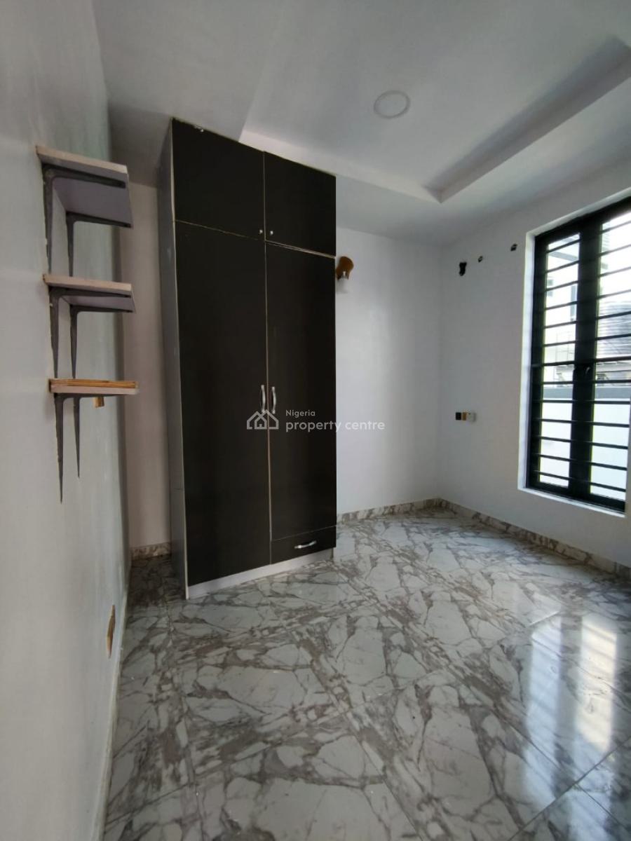 Lovely 4bedroom Semi Detached Duplex+ Boys Quarter, Chevron Lekki, Lekki, Lagos, Semi-detached Duplex for Rent