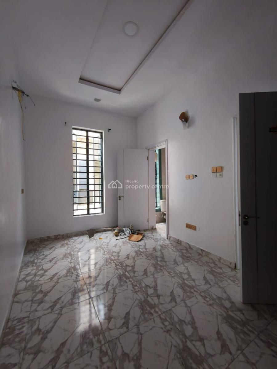 Lovely 4bedroom Semi Detached Duplex+ Boys Quarter, Chevron Lekki, Lekki, Lagos, Semi-detached Duplex for Rent