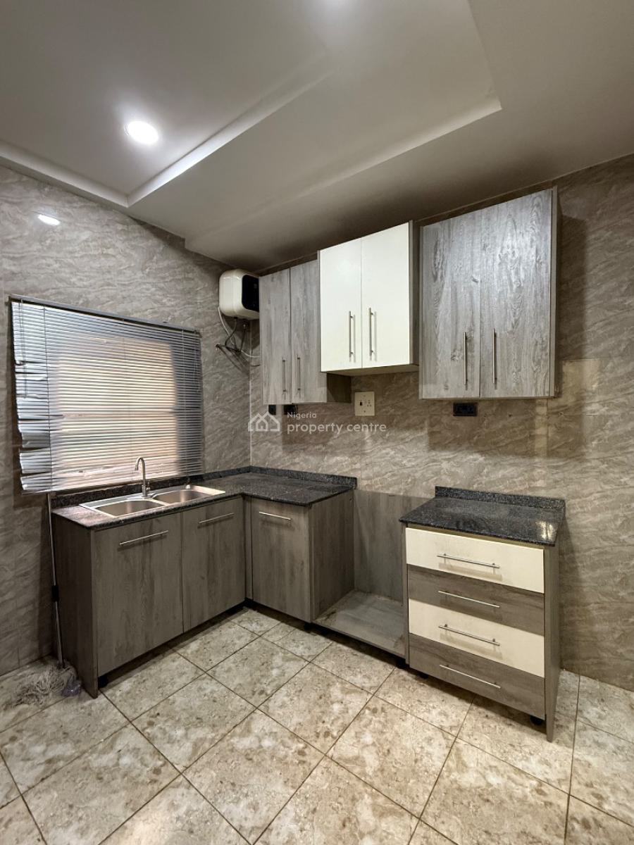 Lovely Built Standard 2 Bedroom Apartment with Excellent Facilities, Dawaki News Engineering Range View Estate, Dawaki, Gwarinpa, Abuja, Flat / Apartment for Rent