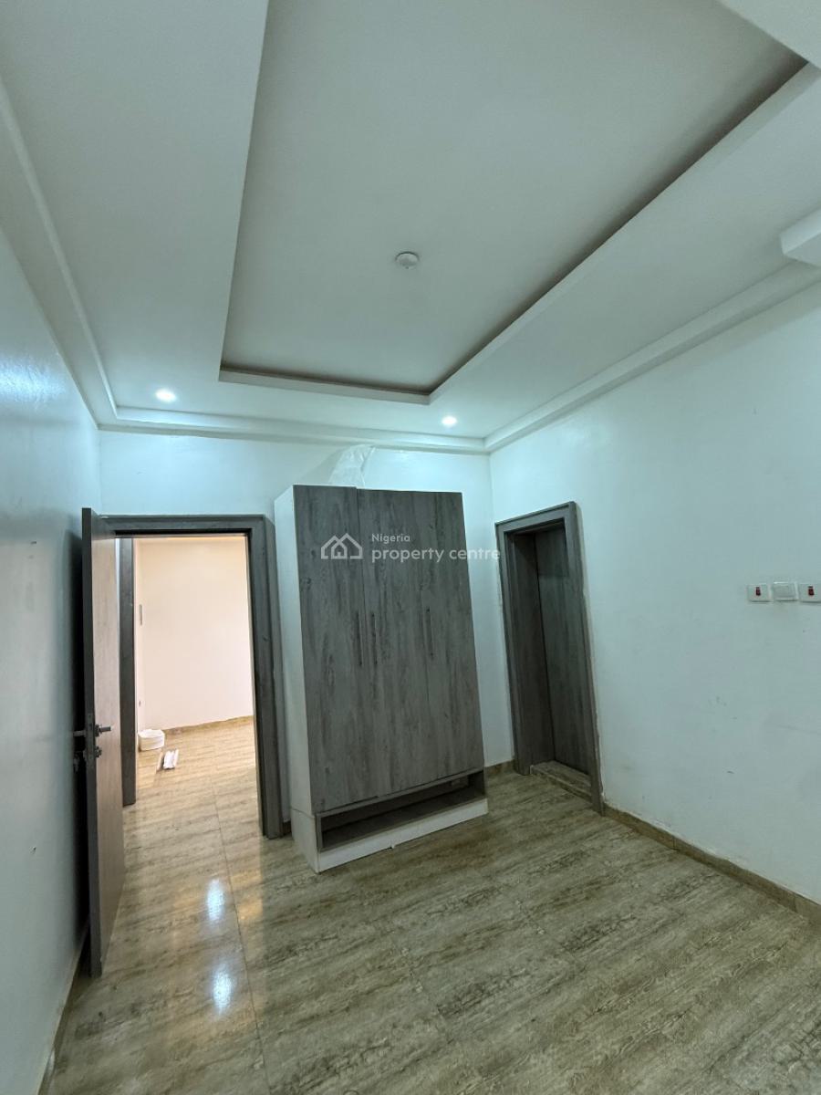 Lovely Built Standard 2 Bedroom Apartment with Excellent Facilities, Dawaki News Engineering Range View Estate, Dawaki, Gwarinpa, Abuja, Flat / Apartment for Rent