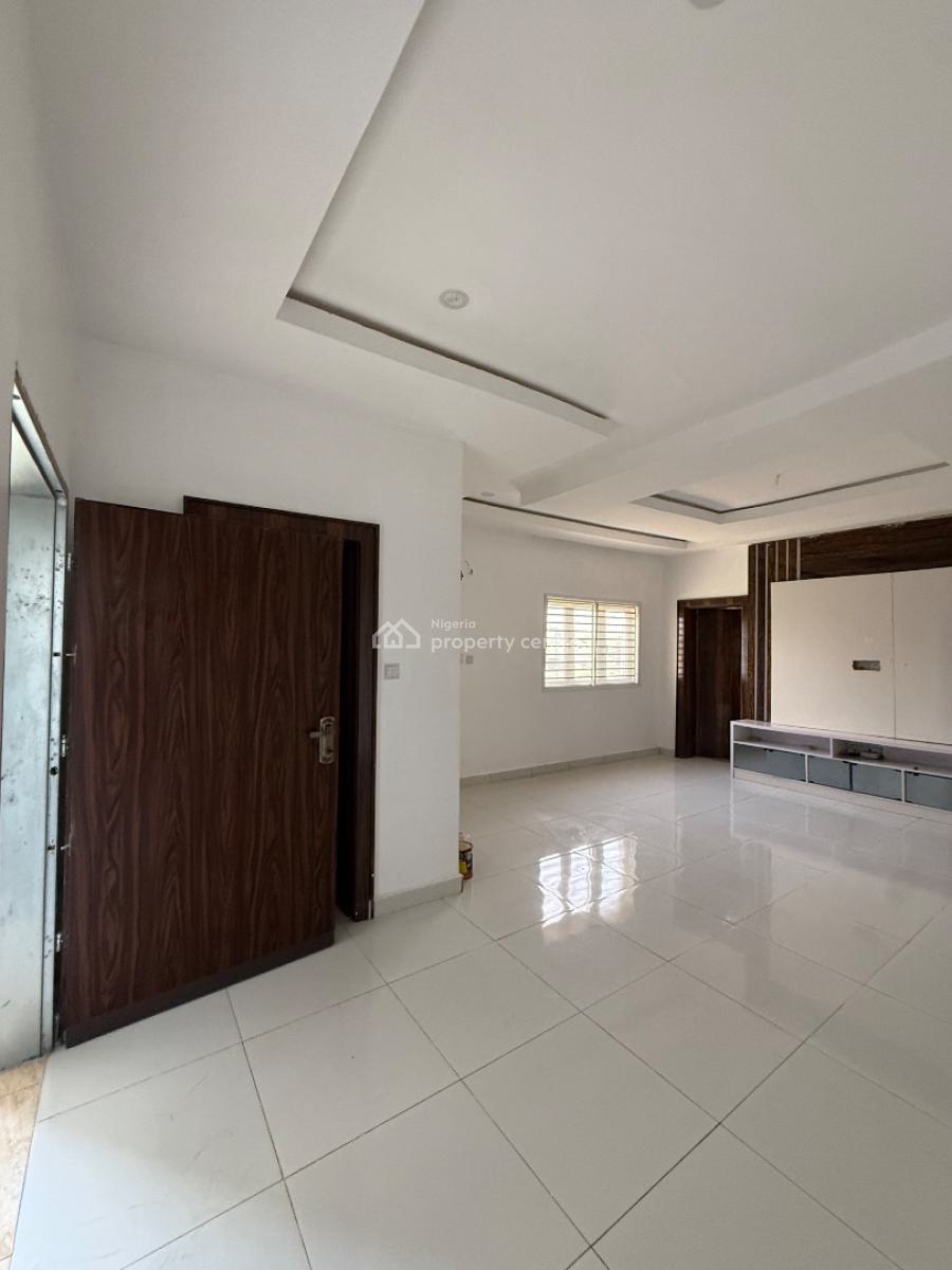 Standard 3 Bedroom Apartment 2nd Floor, Citec District Along Airport Junction By Major Oil Filling Station, Mbora (nbora), Abuja, Flat / Apartment for Rent