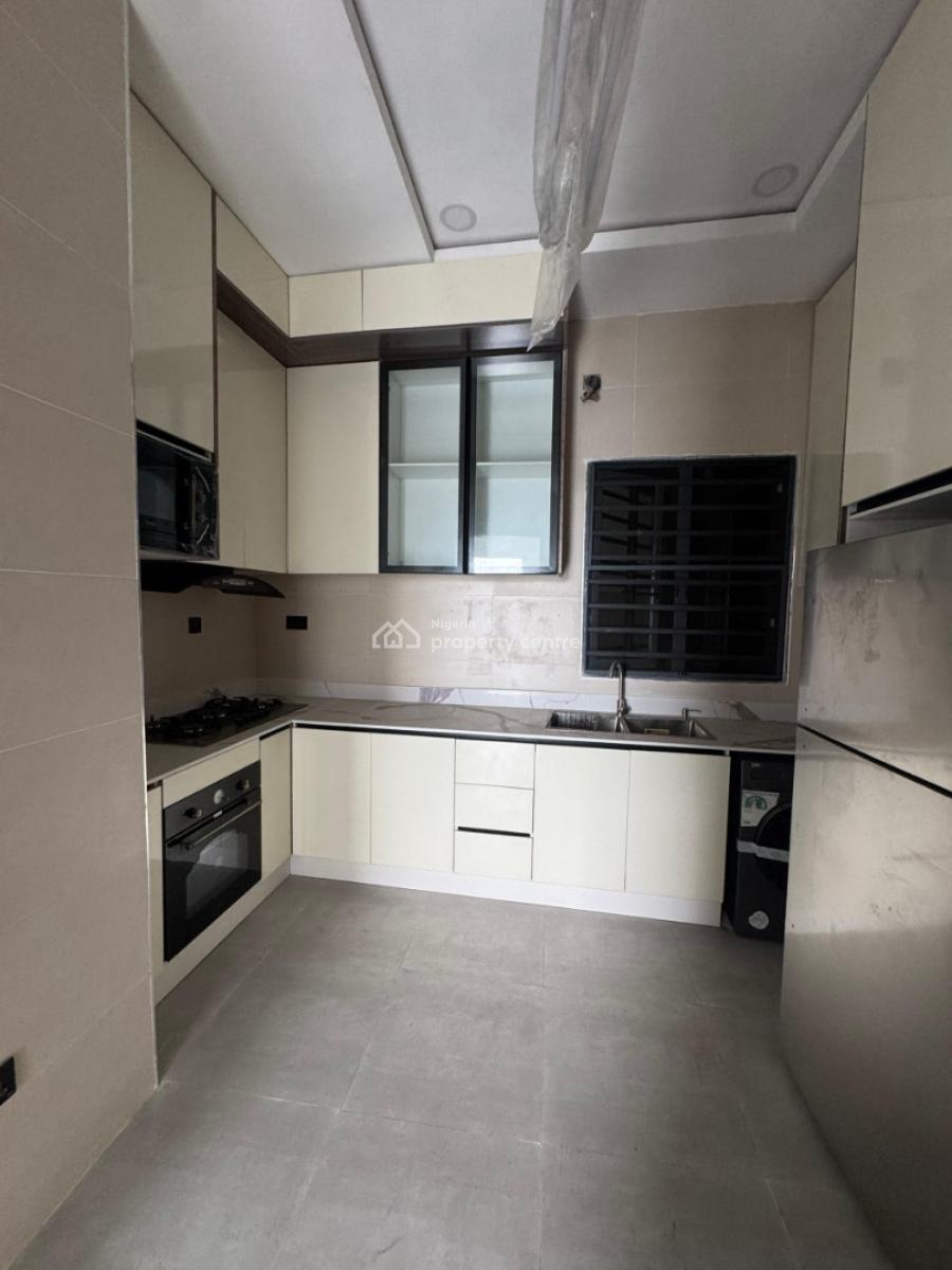 Aesthetically Pleasing 3 Bedroom Apartment  with  Pool, Elevator, Lekki Phase 1, Lekki, Lagos, Flat / Apartment for Sale