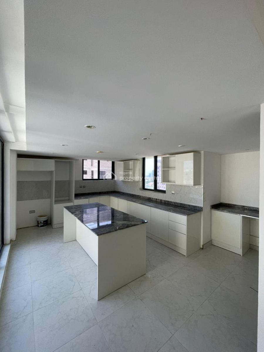 Amazing 3 Bedroom Apartment with an Elevator in a Serene Vicinity, Victoria Island (vi), Lagos, Flat / Apartment for Sale