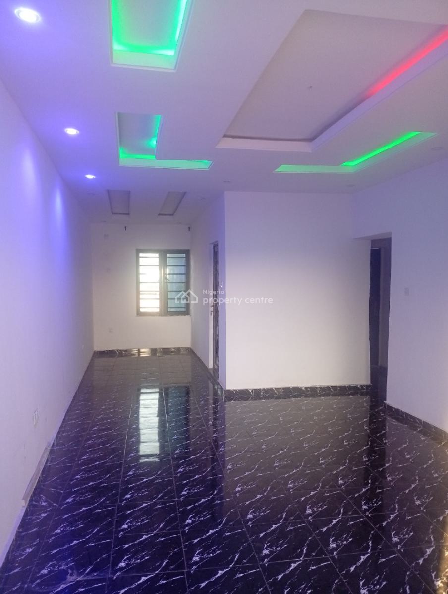 Executive 2 Bedroom Flat, Zion St.kolaq Bus Stop,denro Ishashi, Ojodu Berger, Ojodu, Lagos, Flat / Apartment for Rent
