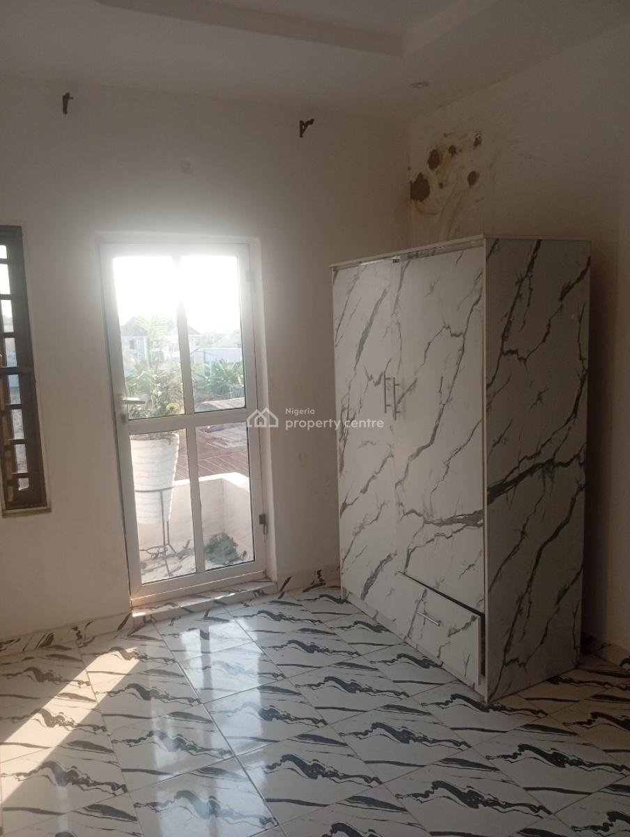 Executive 2 Bedroom Flat, Zion St.kolaq Bus Stop,denro Ishashi, Ojodu Berger, Ojodu, Lagos, Flat / Apartment for Rent