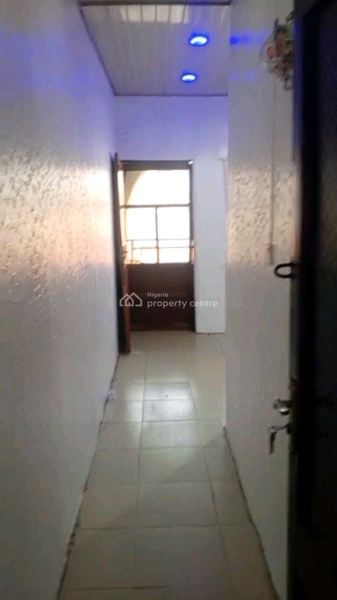 Standard and Executive Mini Flat, Onike, Yaba, Lagos, Mini Flat (room and Parlour) for Rent
