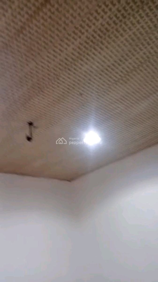 Standard and Executive Mini Flat, Onike, Yaba, Lagos, Mini Flat (room and Parlour) for Rent