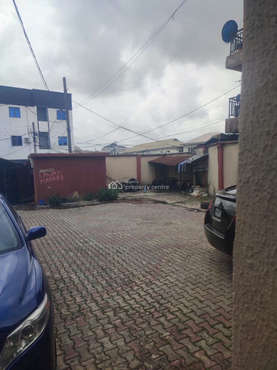 Block of 9 Flats, Onike, Yaba, Lagos, Block of Flats for Sale