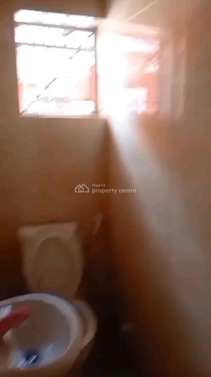 Decent 3  Bedroom Ground Flat All Rooms Ensuite, Off Ayodele Okeowo, Soluyi, Gbagada, Lagos, Flat / Apartment for Rent