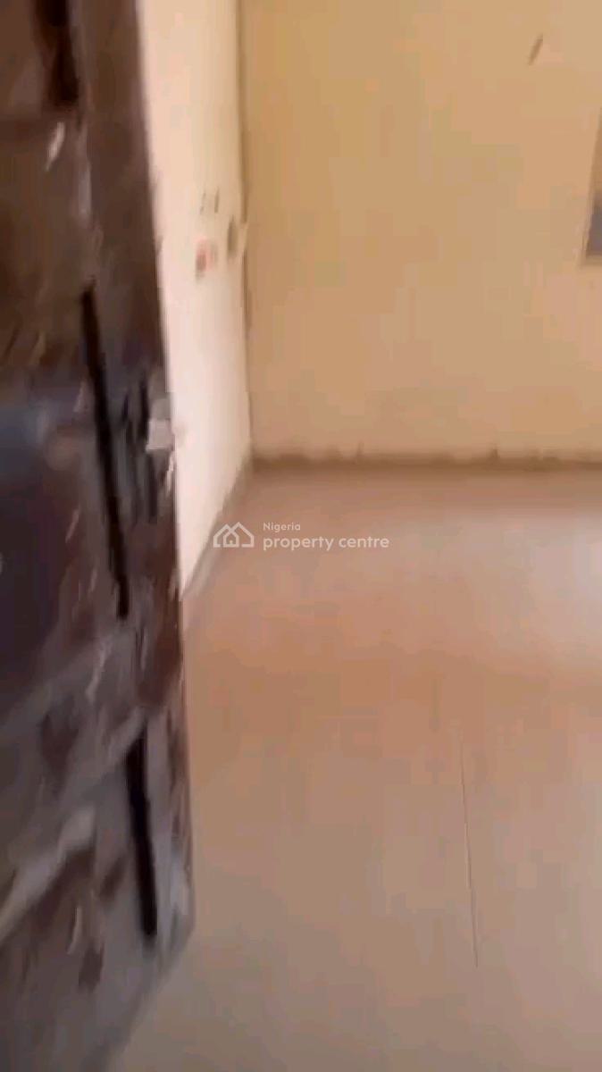 Decent 3  Bedroom Ground Flat All Rooms Ensuite, Off Ayodele Okeowo, Soluyi, Gbagada, Lagos, Flat / Apartment for Rent