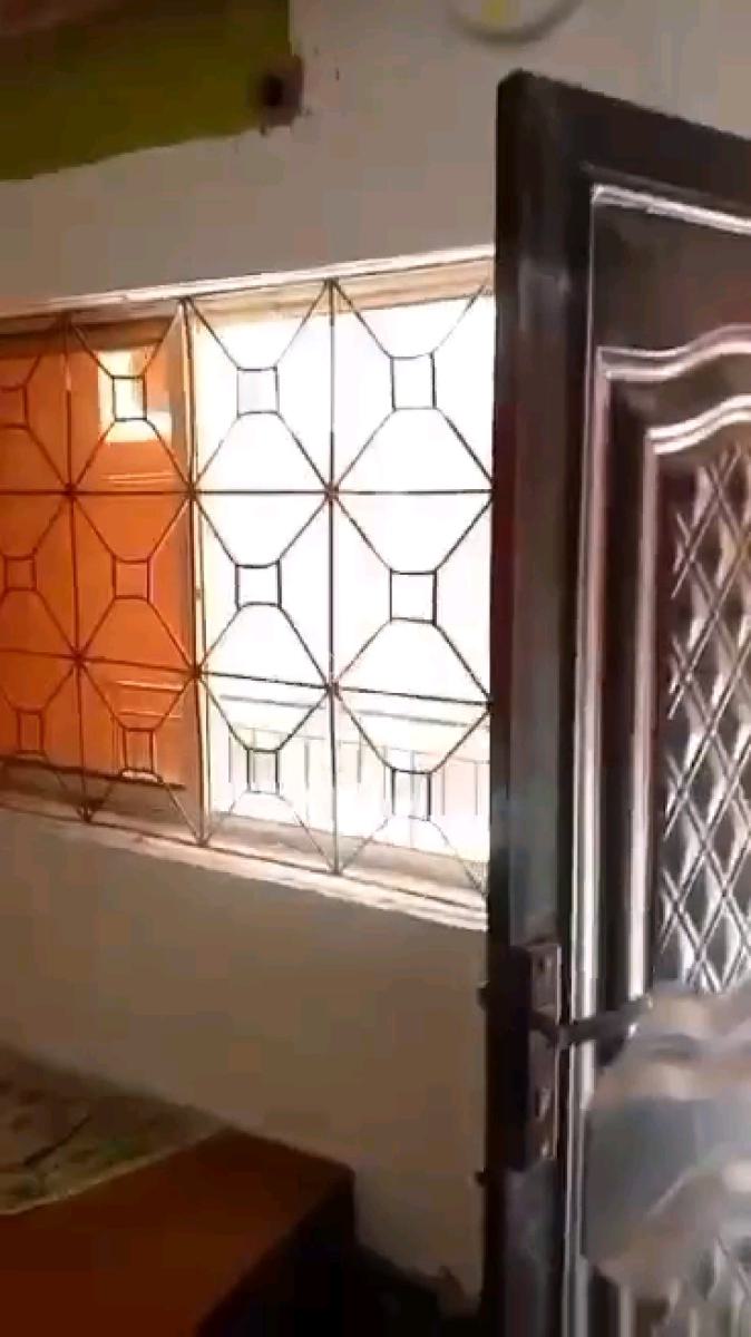 Decent 3  Bedroom Ground Flat All Rooms Ensuite, Off Ayodele Okeowo, Soluyi, Gbagada, Lagos, Flat / Apartment for Rent