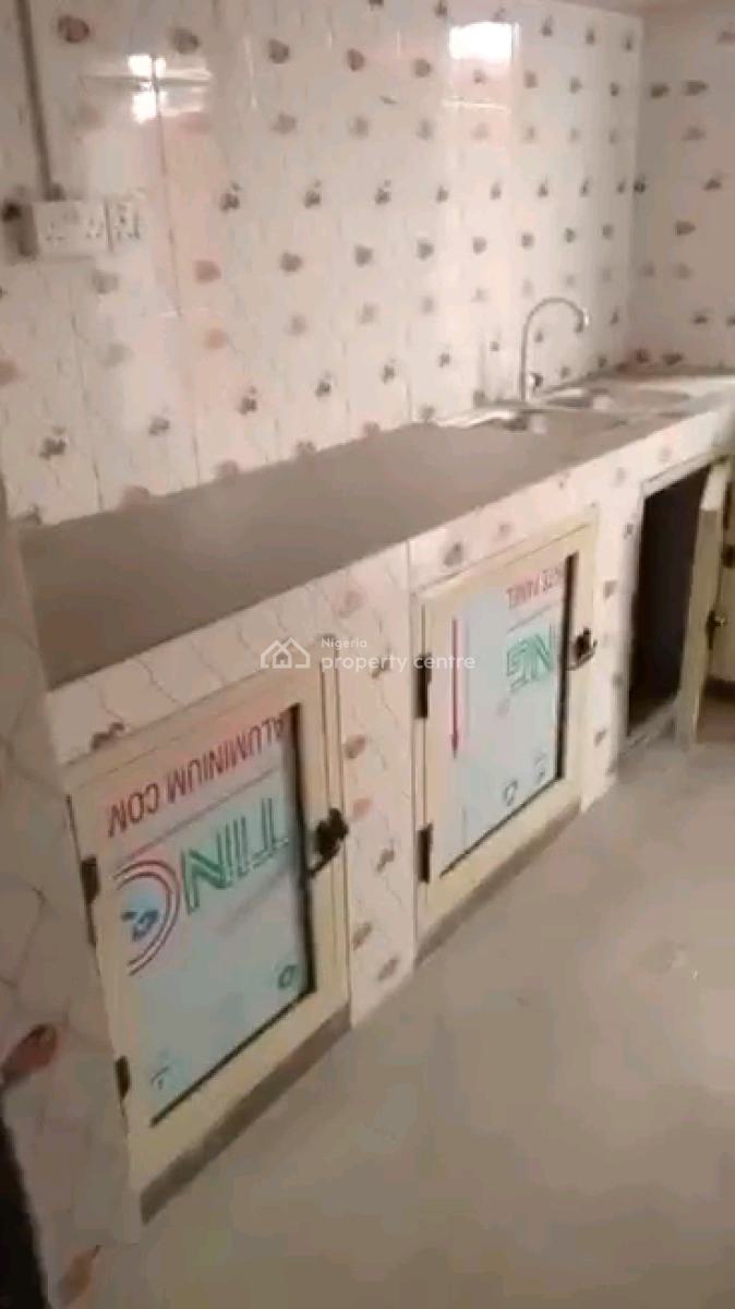 Decent 3  Bedroom Ground Flat All Rooms Ensuite, Off Ayodele Okeowo, Soluyi, Gbagada, Lagos, Flat / Apartment for Rent