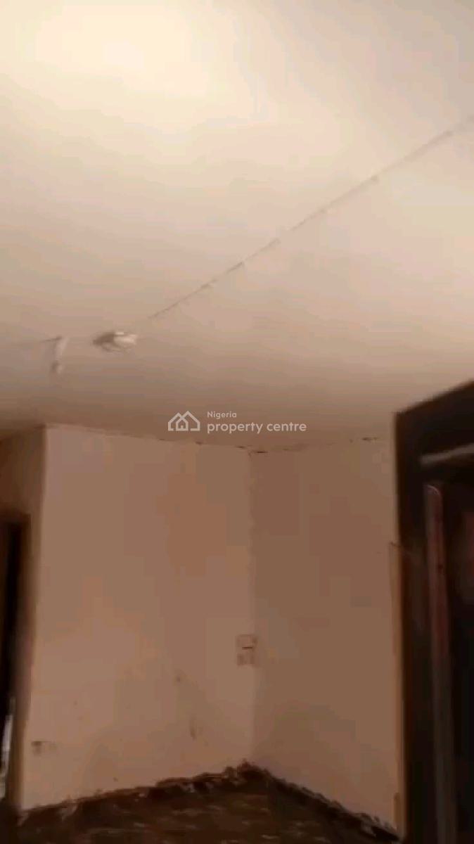 Decent 3  Bedroom Ground Flat All Rooms Ensuite, Off Ayodele Okeowo, Soluyi, Gbagada, Lagos, Flat / Apartment for Rent