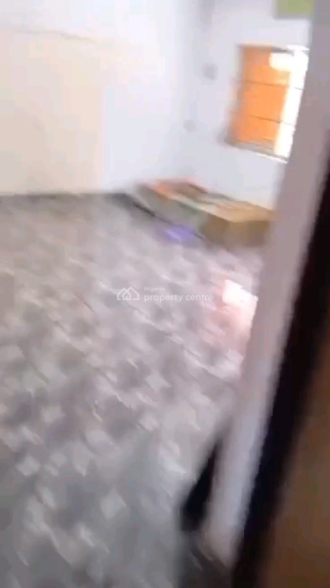 Decent 3  Bedroom Ground Flat All Rooms Ensuite, Off Ayodele Okeowo, Soluyi, Gbagada, Lagos, Flat / Apartment for Rent