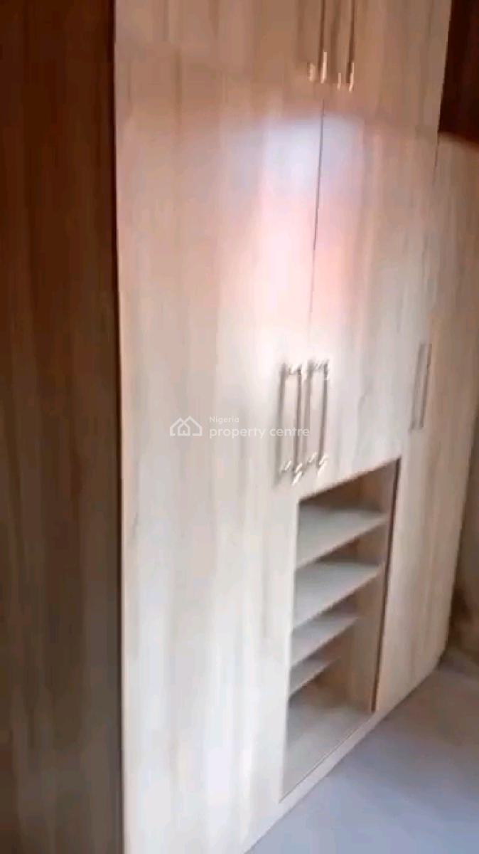 Decent 3  Bedroom Ground Flat All Rooms Ensuite, Off Ayodele Okeowo, Soluyi, Gbagada, Lagos, Flat / Apartment for Rent