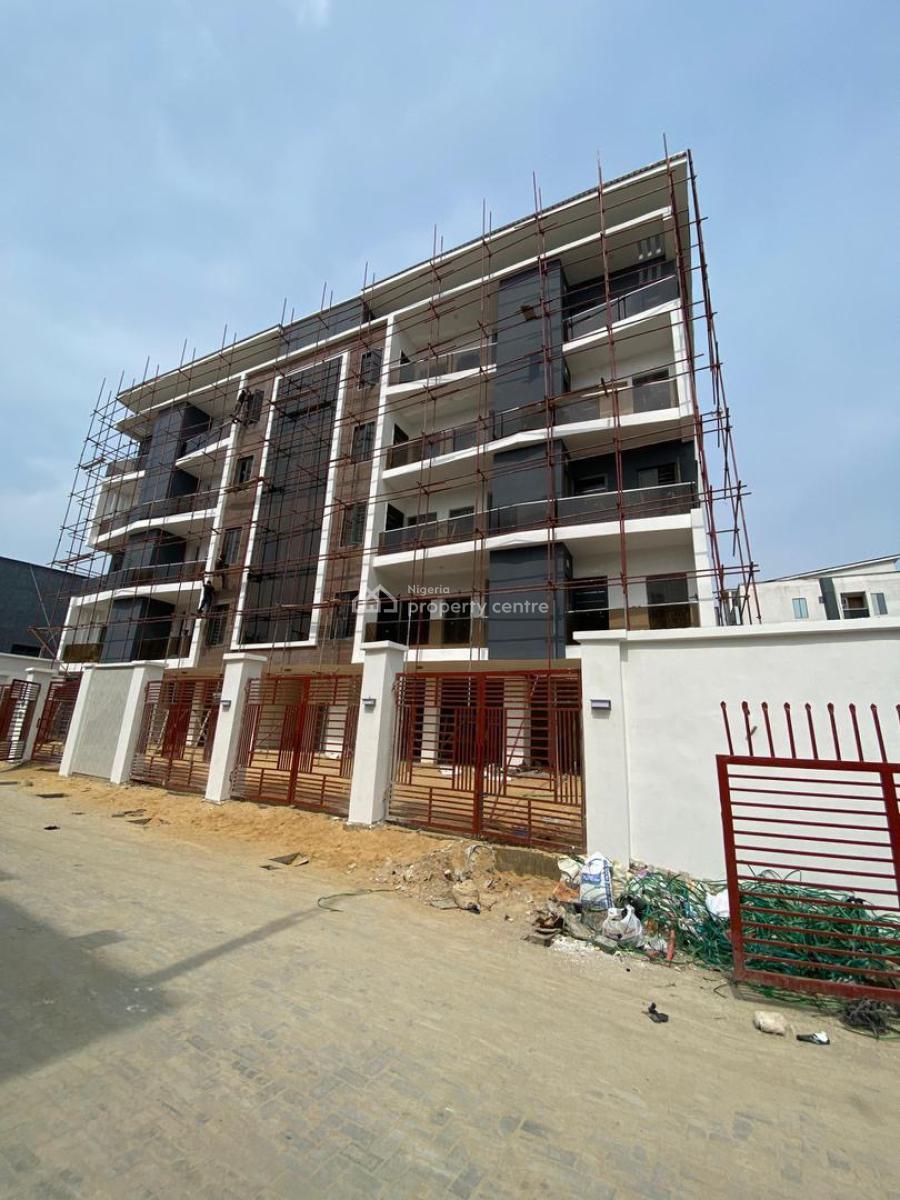 Spacious 4-bedroom Apartment with Boys Quarter, Lekki Phase 1, Lekki, Lagos, Flat / Apartment for Sale