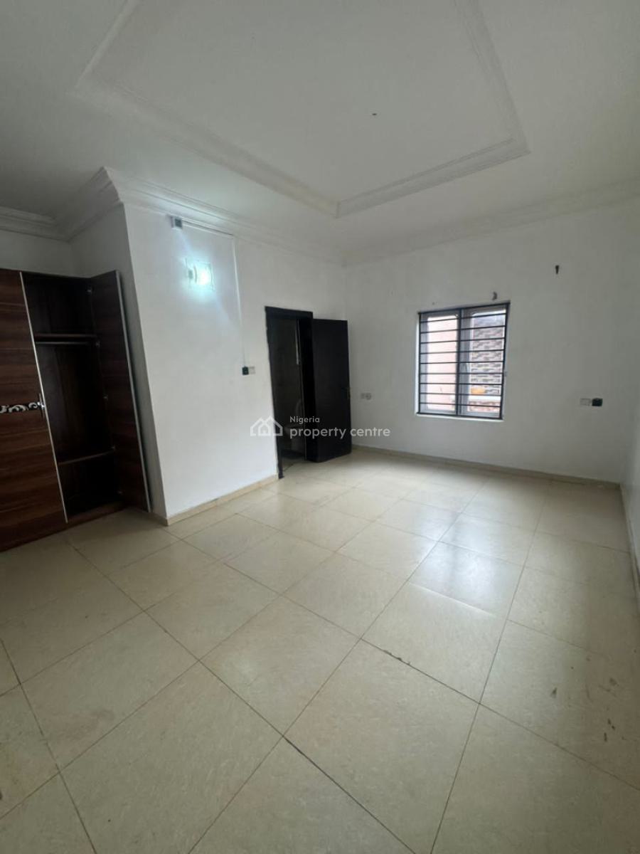 1 Bedroom Mini Flat Upstairs, Ikota, Lekki, Lagos, Mini Flat (room and Parlour) for Rent