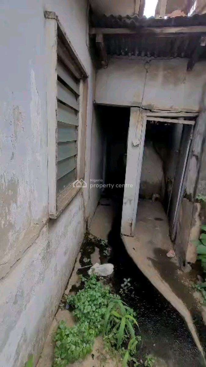 a Bungalow on a Fullplot of Land, Mutairu Street, Pedro, Gbagada, Lagos, Detached Bungalow for Sale