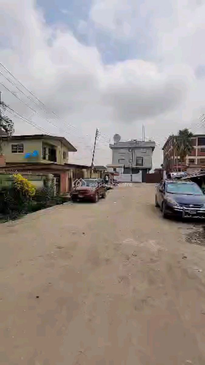 a Bungalow on a Fullplot of Land, Mutairu Street, Pedro, Gbagada, Lagos, Detached Bungalow for Sale