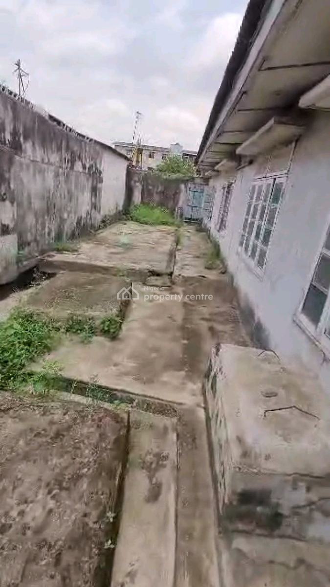 a Bungalow on a Fullplot of Land, Mutairu Street, Pedro, Gbagada, Lagos, Detached Bungalow for Sale