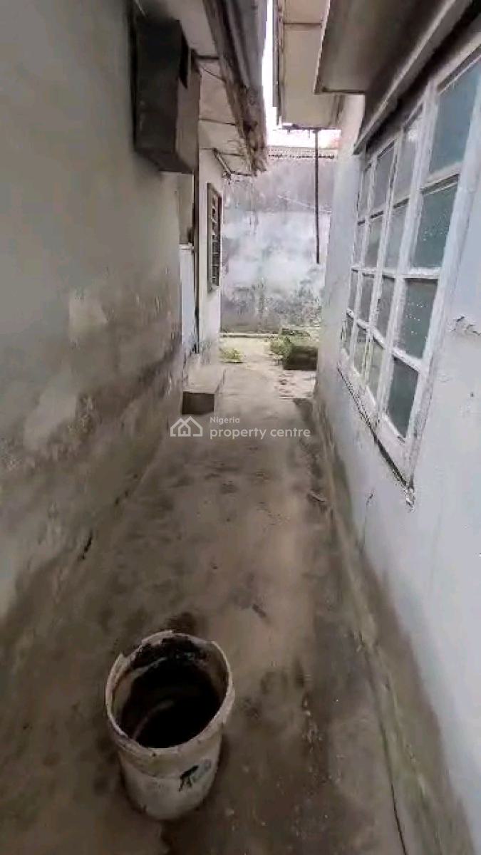 a Bungalow on a Full Plot of Land, Mutairu Street, Pedro, Gbagada, Lagos, Detached Bungalow for Sale