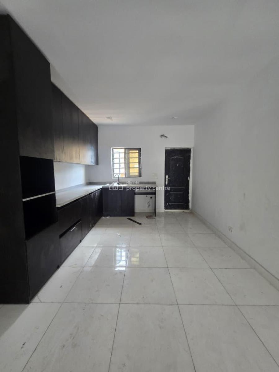 Gorgeous 2 Bedroom Apartment with a Bq, Ologolo, Lekki, Lagos, House for Sale