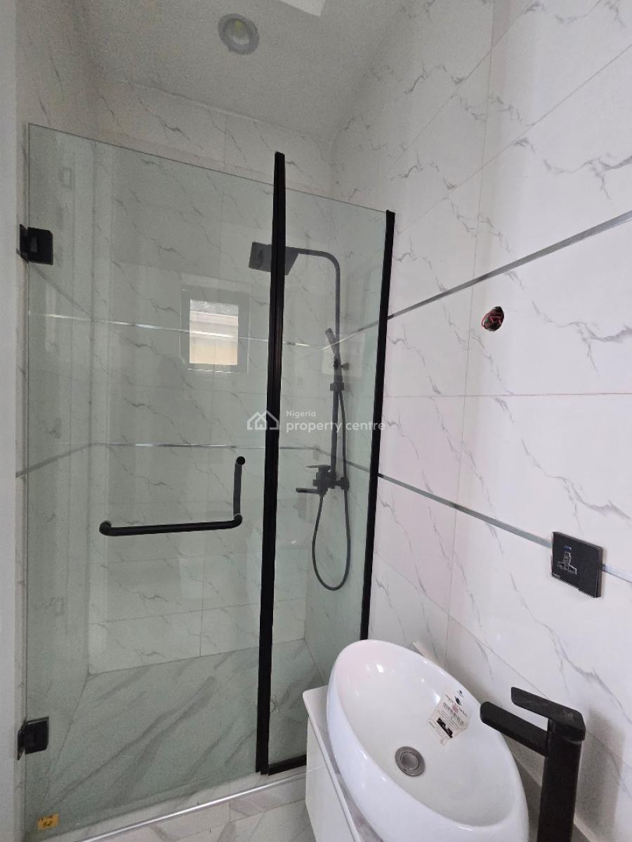 Stunning 5 Bedroom Duplex with with a Bq, Ologolo, Lekki, Lagos, House for Sale