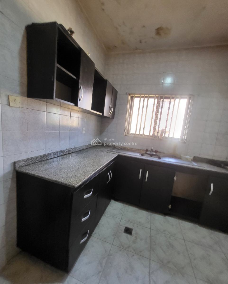 Luxurious Massive 2 Bedroom Flat, By Rita Lory Hotel, Garki, Abuja, Flat / Apartment for Rent