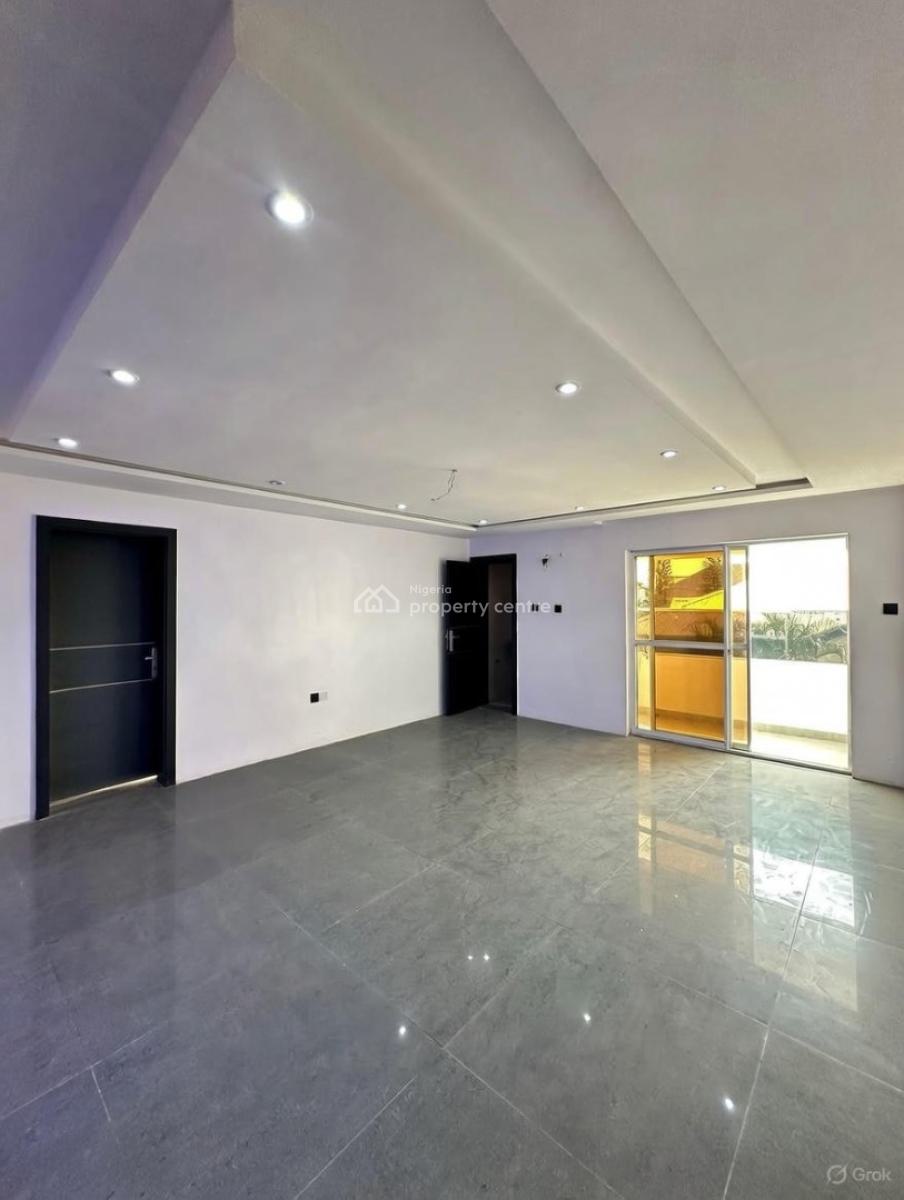 Luxury 3 Bedroom Apartment, Lekki Phase 1, Lekki, Lagos, Block of Flats for Sale