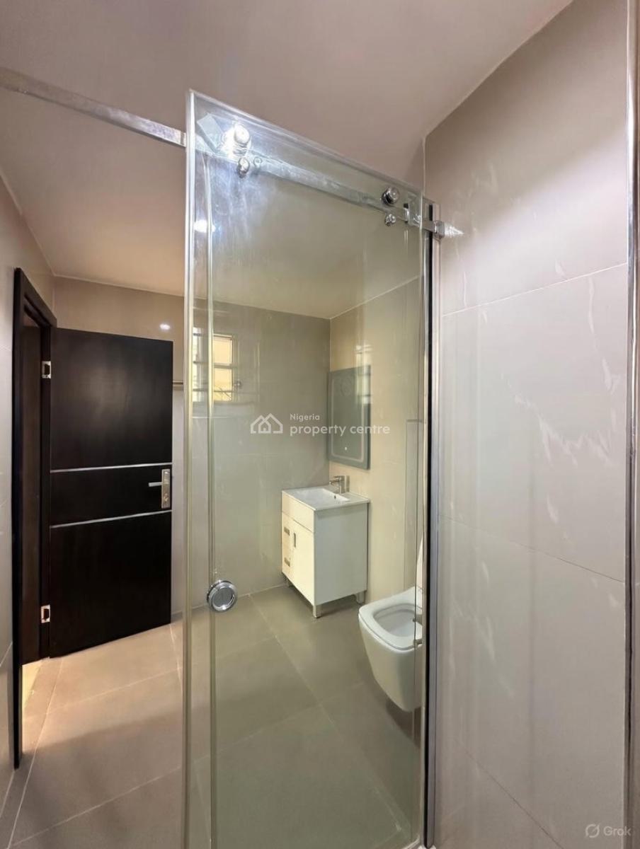 Luxury 3 Bedroom Apartment, Lekki Phase 1, Lekki, Lagos, Block of Flats for Sale