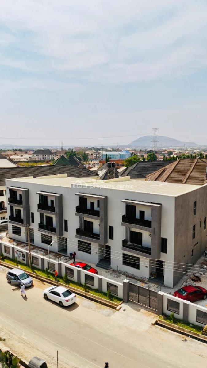 Luxury 5 Bedroom Duplex + Bq, Dawaki, Gwarinpa, Abuja, Terraced Duplex for Sale