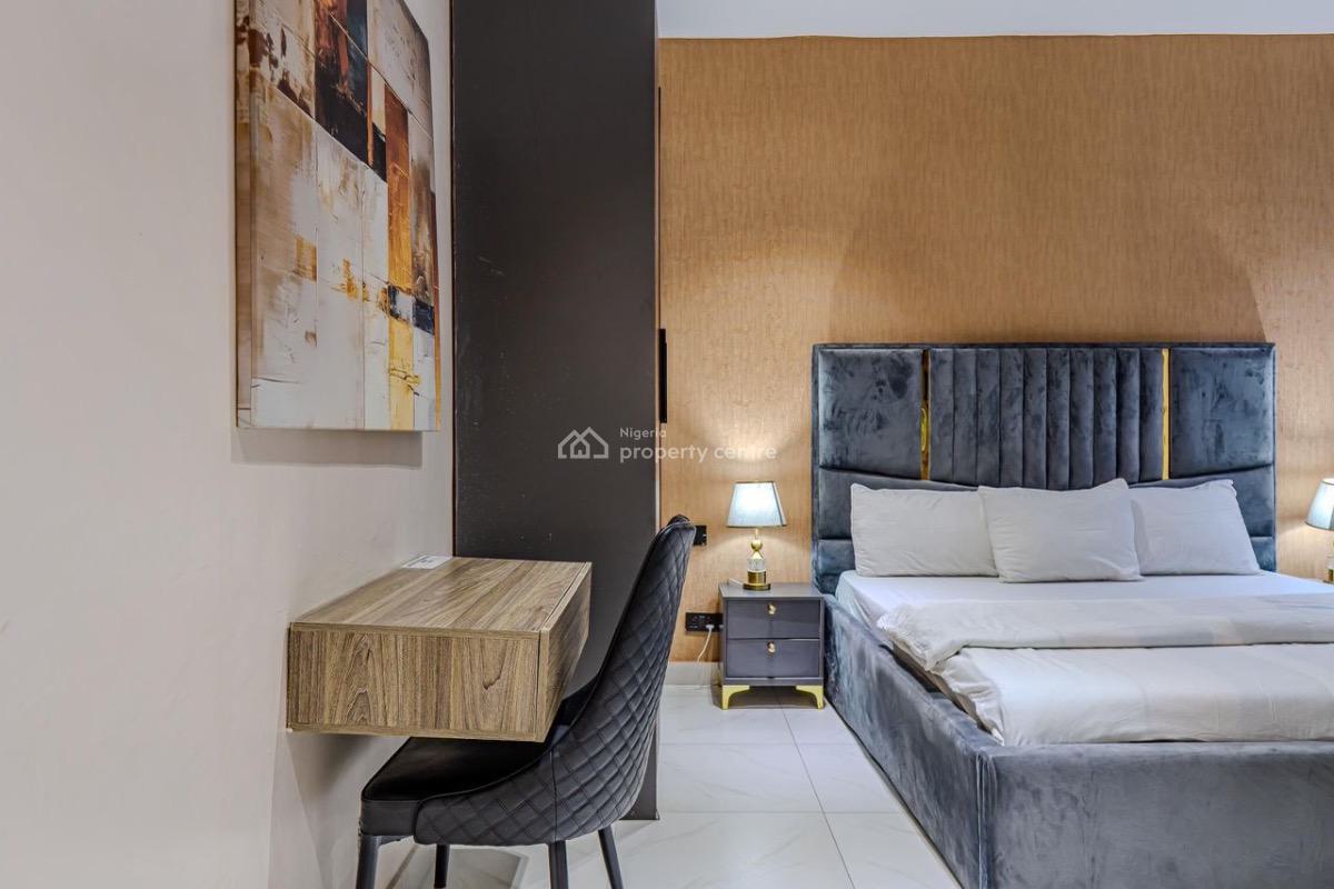 Luxury 3 Bedrooms Apartment with Swimming Pool, Gym and Ps5, Gcciii Building, Lekki Phase 1, Lekki, Lagos, Flat / Apartment Short Let