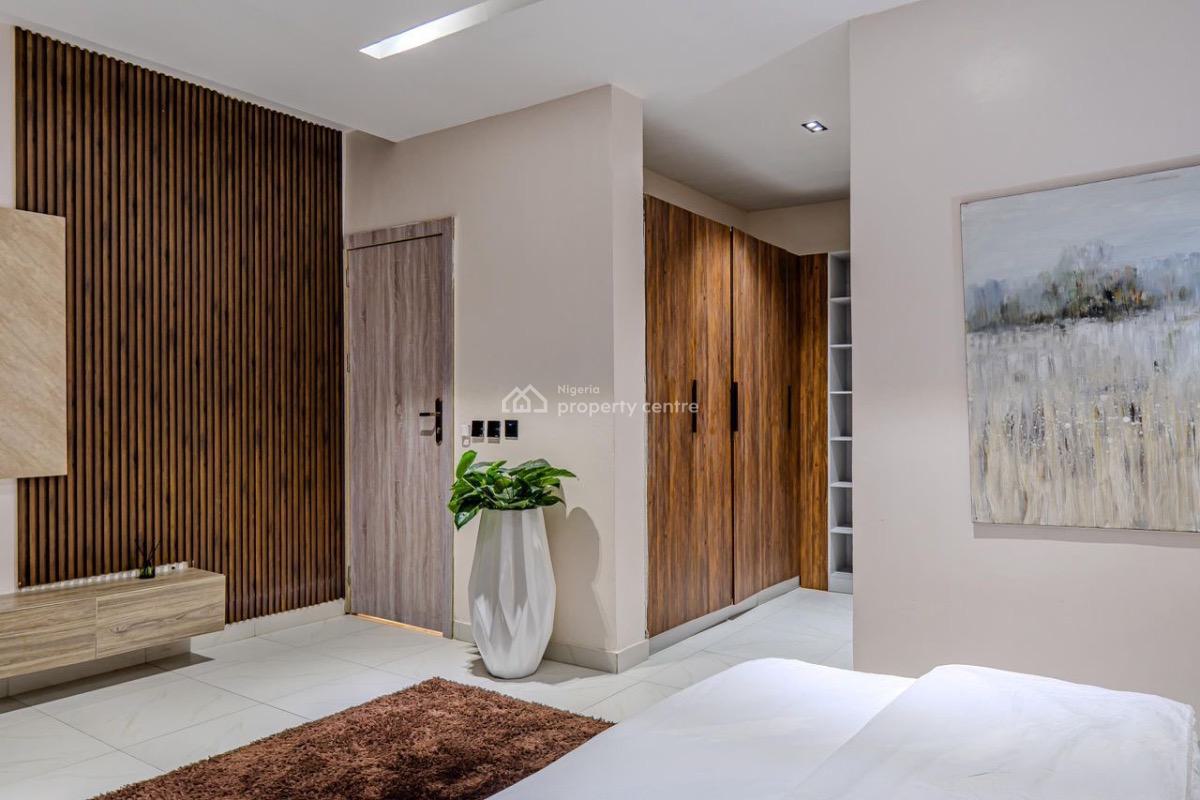 Luxury 3 Bedrooms Apartment with Swimming Pool, Gym and Ps5, Gcciii Building, Lekki Phase 1, Lekki, Lagos, Flat / Apartment Short Let