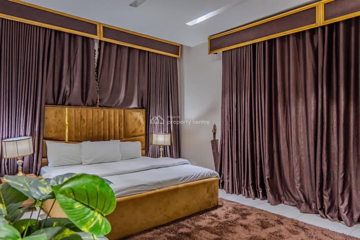 Luxury 3 Bedrooms Apartment with Swimming Pool, Gym and Ps5, Gcciii Building, Lekki Phase 1, Lekki, Lagos, Flat / Apartment Short Let