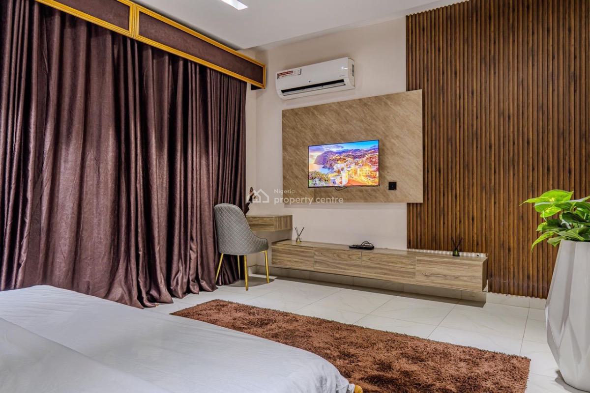 Luxury 3 Bedrooms Apartment with Swimming Pool, Gym and Ps5, Gcciii Building, Lekki Phase 1, Lekki, Lagos, Flat / Apartment Short Let