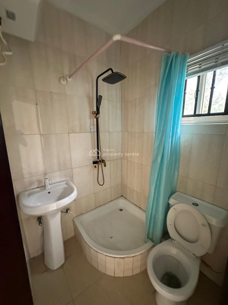 Fully Serviced 5 Bedroom Duplex, Bourdillon Court Estate, Chevron Drive, Osapa, Lekki, Lagos, Terraced Duplex for Sale