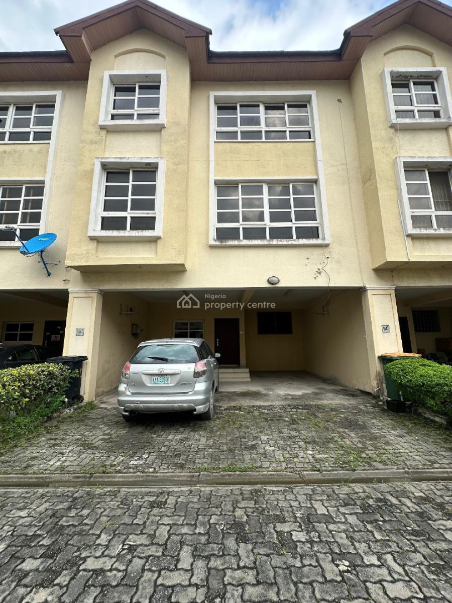Fully Serviced 5 Bedroom Duplex, Bourdillon Court Estate, Chevron Drive, Osapa, Lekki, Lagos, Terraced Duplex for Sale
