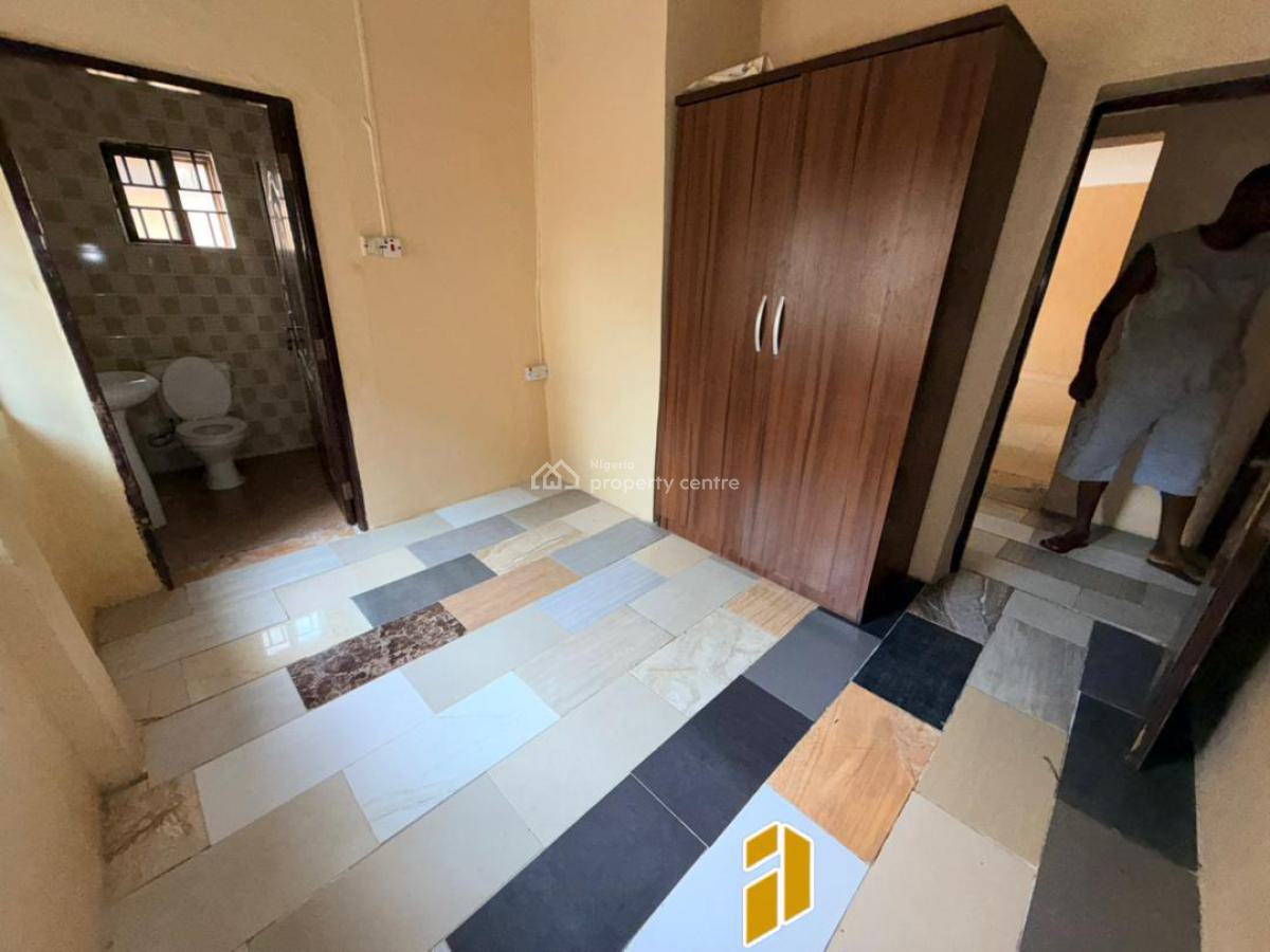Decent and Spacious 3 Bedroom Flat, Gbagada, Lagos, Flat / Apartment for Rent