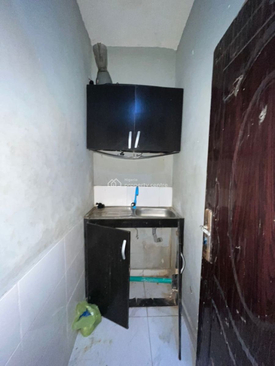 Self Contain, Osapa, Lekki, Lagos, Self Contain (single Rooms) for Rent