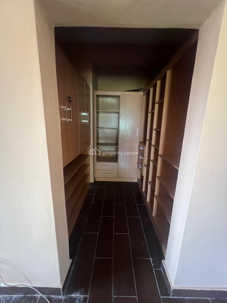 Well Maintained 5 Bedroom Semi Detached House with a Room Bq, Victory Park, Osapa, Lekki, Lagos, Semi-detached Duplex for Rent