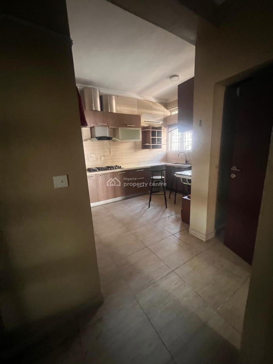Well Maintained 5 Bedroom Semi Detached House with a Room Bq, Victory Park, Osapa, Lekki, Lagos, Semi-detached Duplex for Rent
